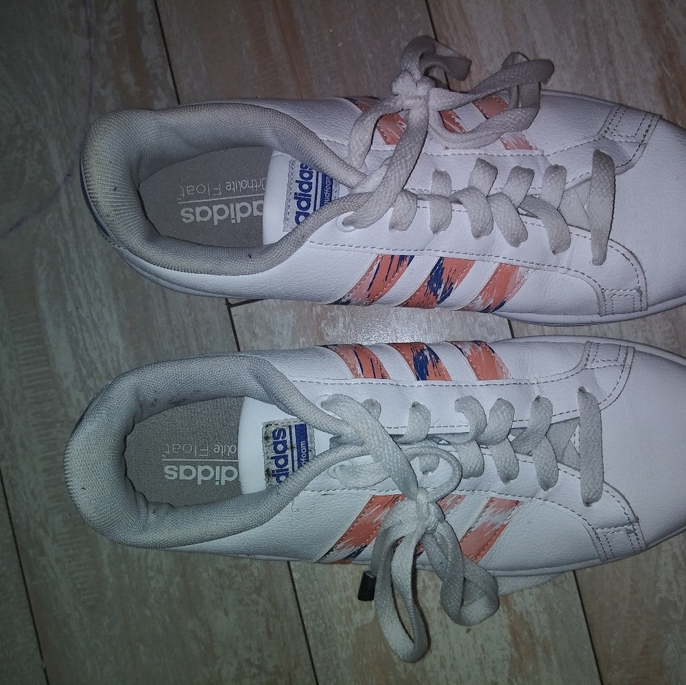 Women's Adidas Tennis Shoes